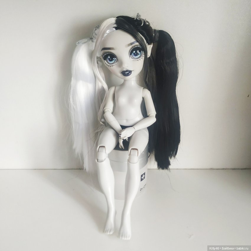 Shadow High Heather Grayson