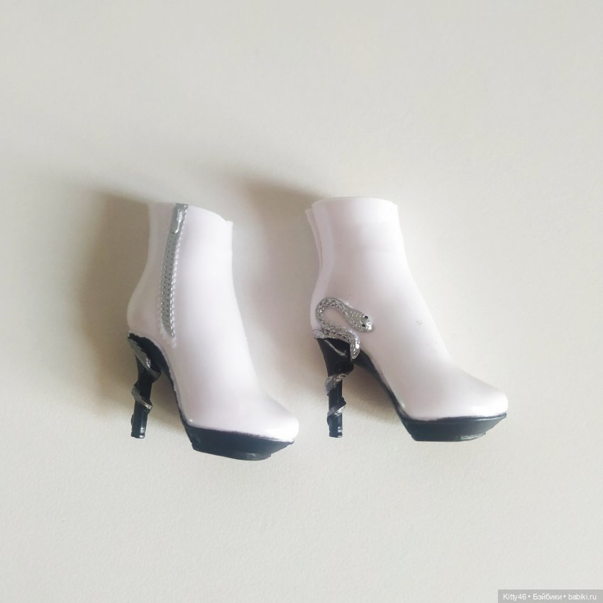 Shadow High Heather Grayson