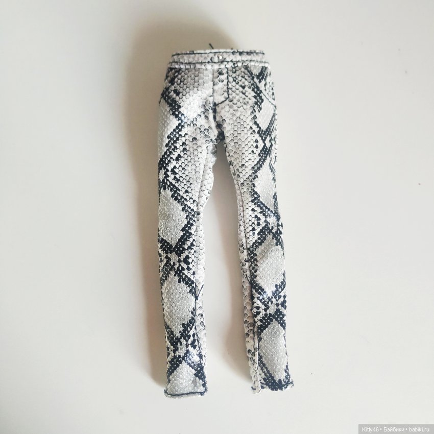 Shadow High Heather Grayson