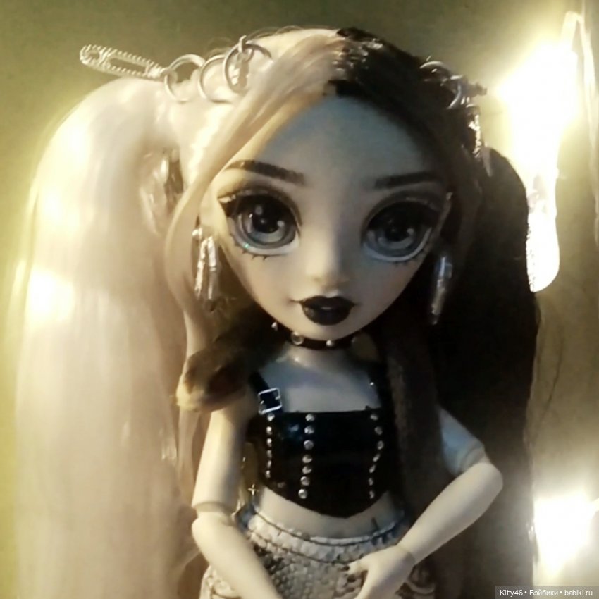 Shadow High Heather Grayson