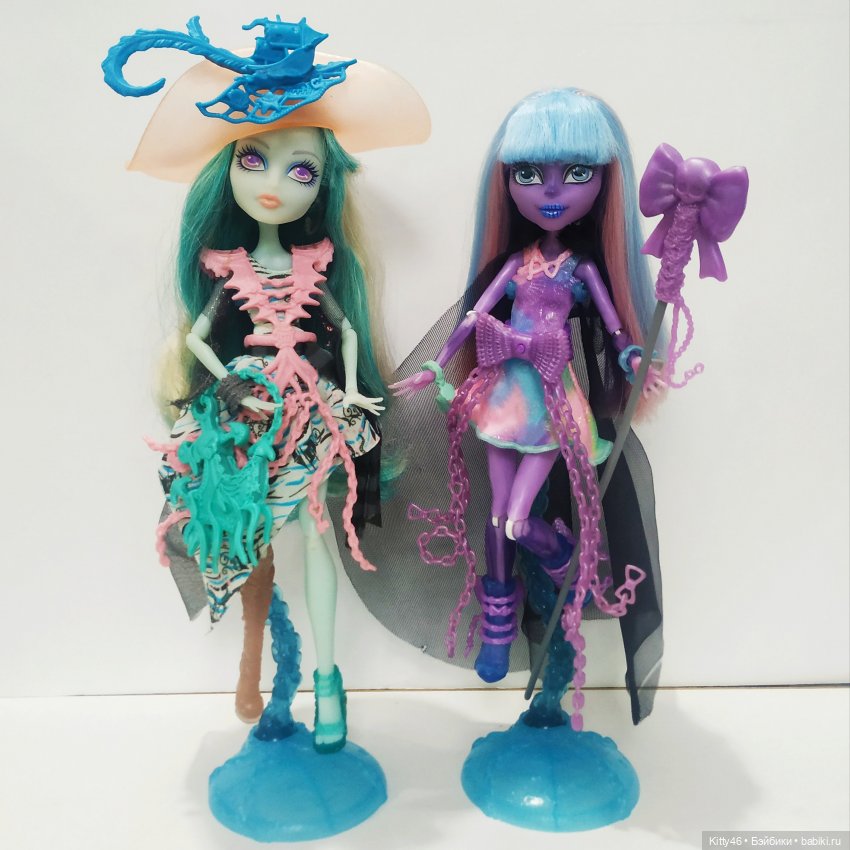 Ривер или Чёрный Лавашик с Куклой Внутри