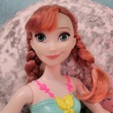 Самый лучший подарок - это книга... или кукла… Кукла Анна из «Холодного сердца»