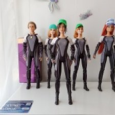 Команда Китнисс.