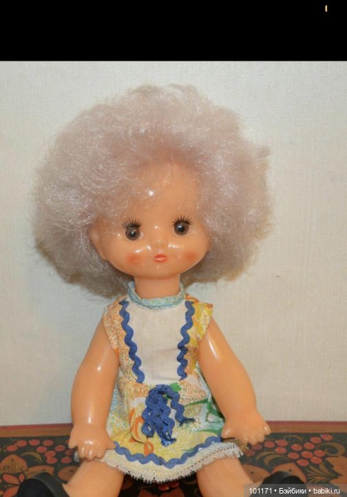 Кукла Оля "Кругозор": какой могла быть фабричная одежда
