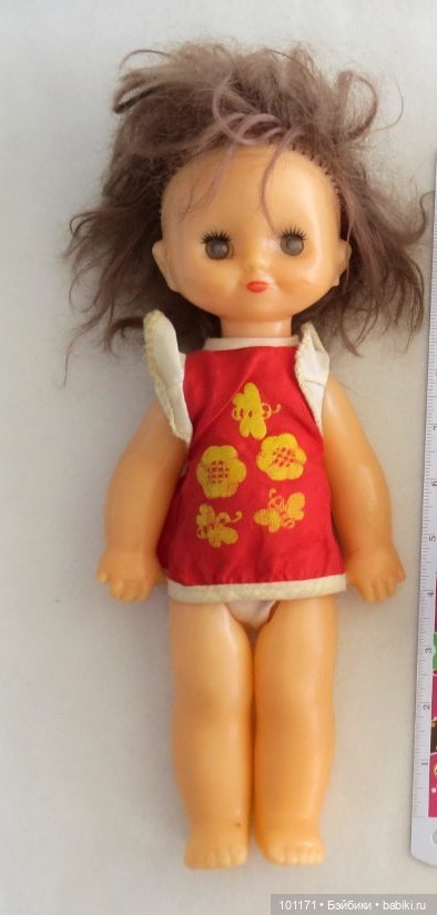 Кукла Оля "Кругозор": какой могла быть фабричная одежда (фото 7)