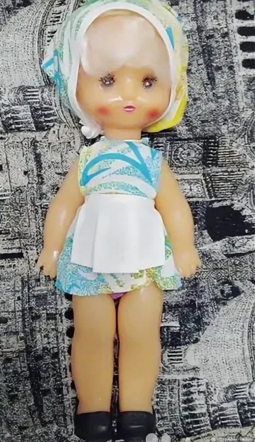 Кукла Оля "Кругозор": какой могла быть фабричная одежда