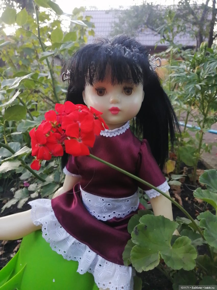 И снова обитатели старой дачи)