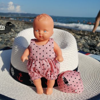 Сухумские этюды 2025. Часть 2. Мариночка