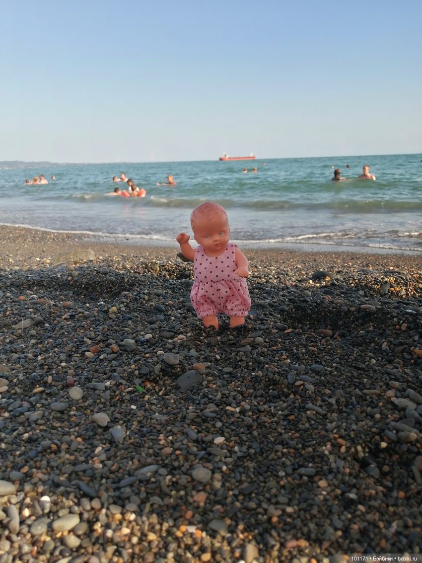 Сухумские этюды 2025. Часть 2. Мариночка