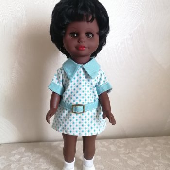 Анжела в родном наряде из набора