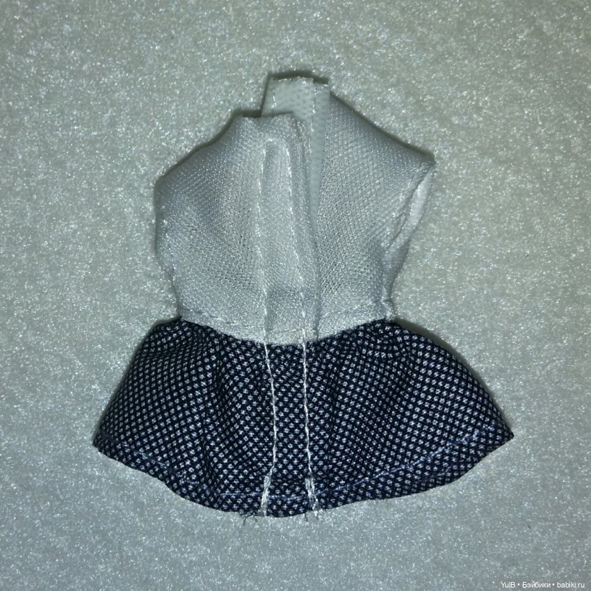 ...Еви и трёхколёсный велосипед