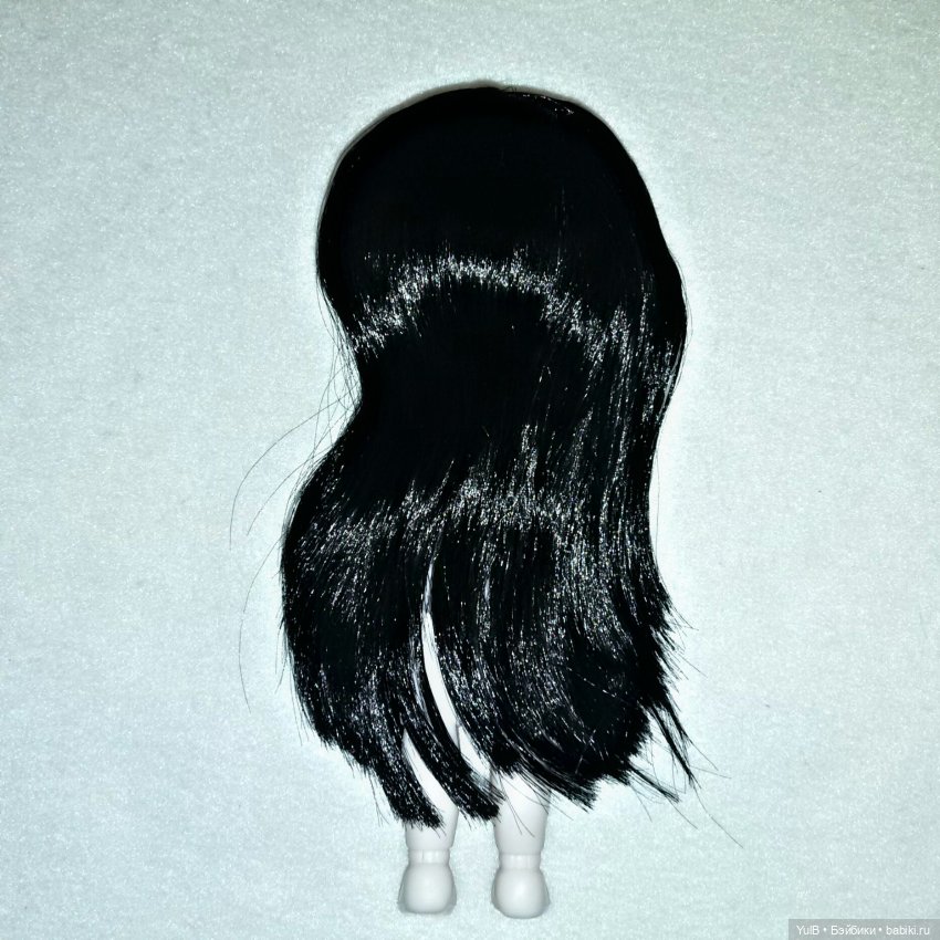 ...Мартовские девчонки и не полностью оправданные ожидания