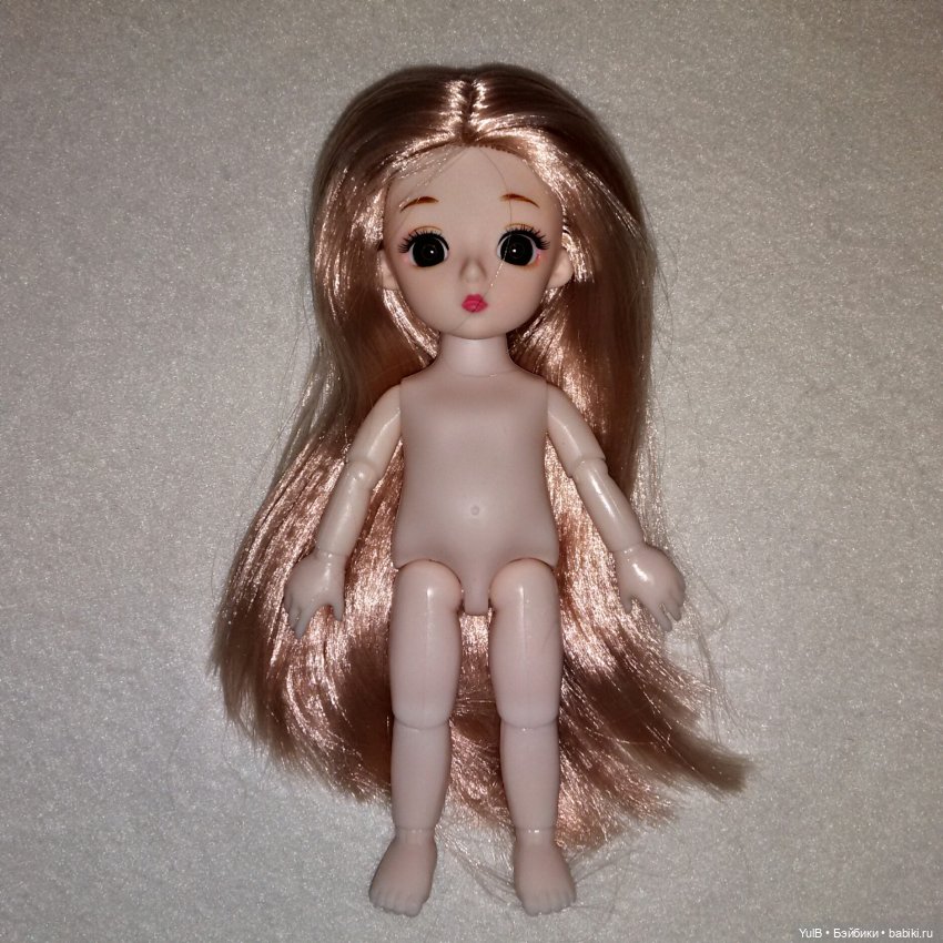 ...Мартовские девчонки и не полностью оправданные ожидания