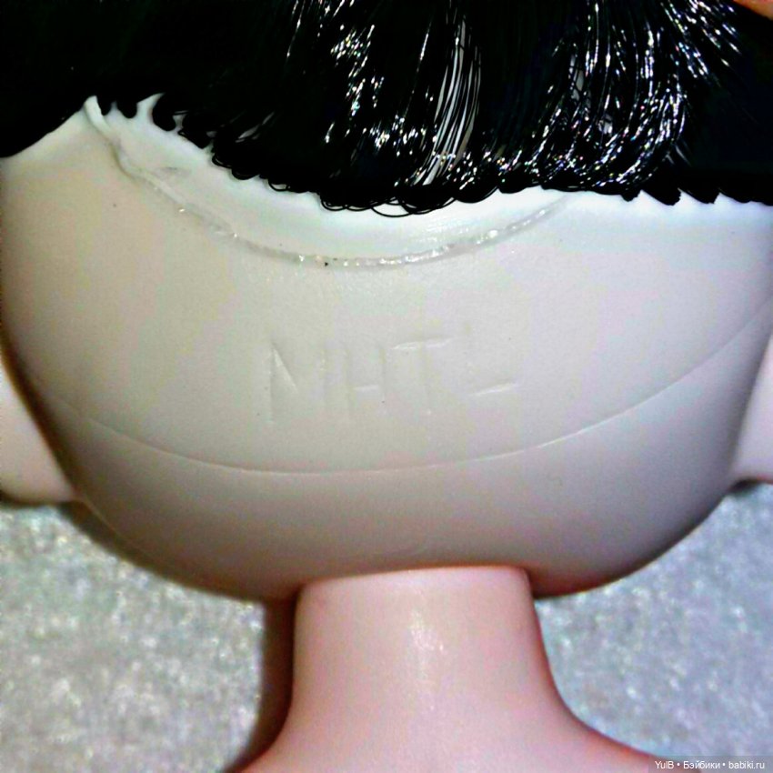 ...Мартовские девчонки и не полностью оправданные ожидания