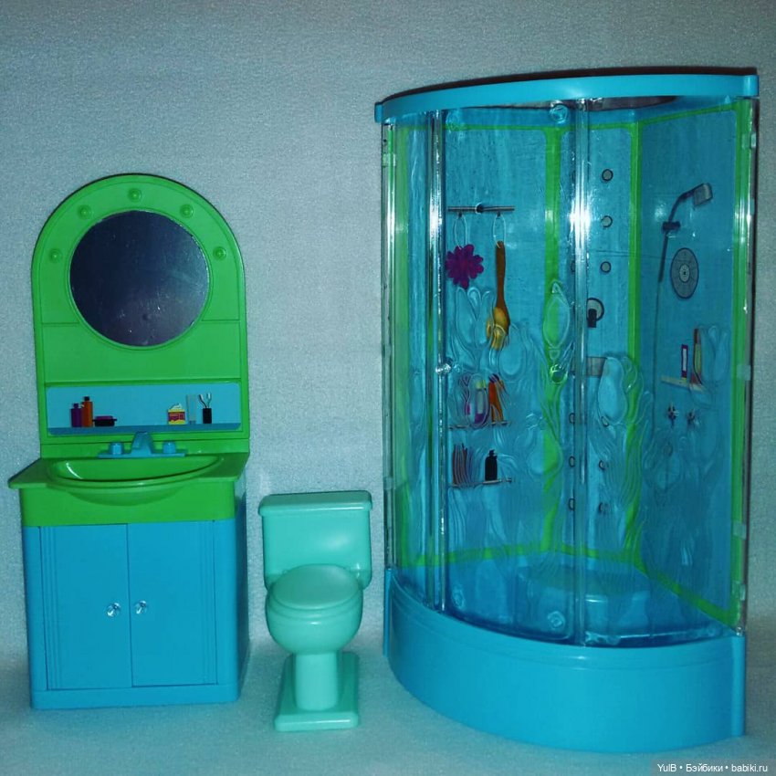 ...И ещё одна ванная комната