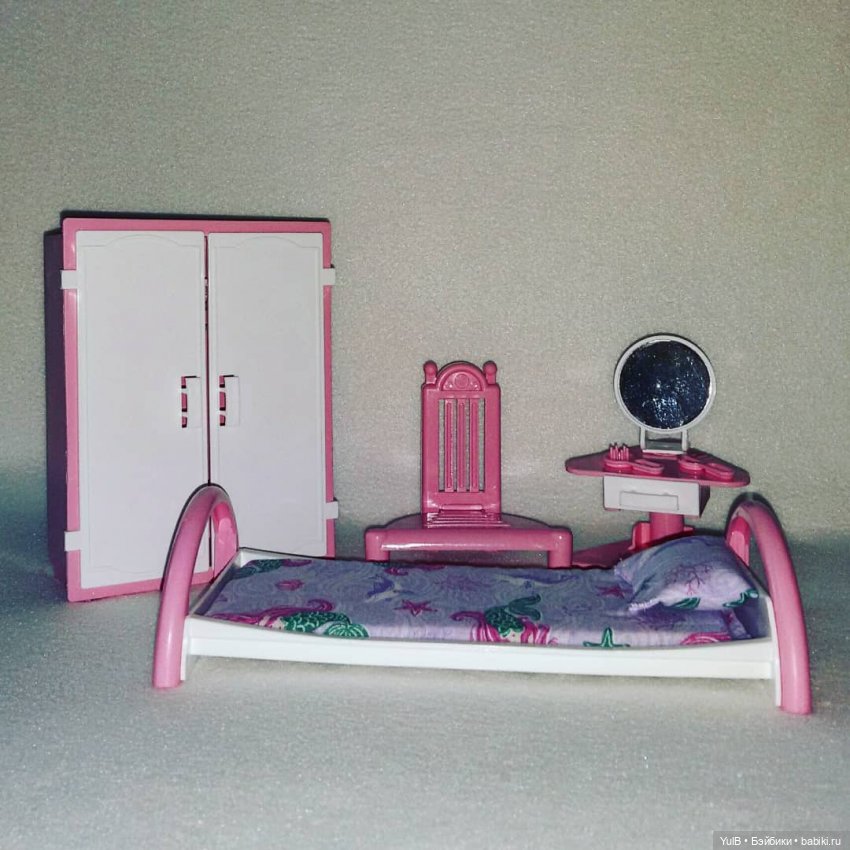 ...Про наборы с кукольной мебелью
