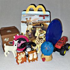 ...Игрушки из Хэппи Мила...