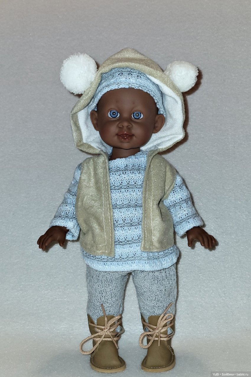 ...Хью — Куклы Marina & Pau (Марина Пау): испанские пупсы и малыши (фото 4)
