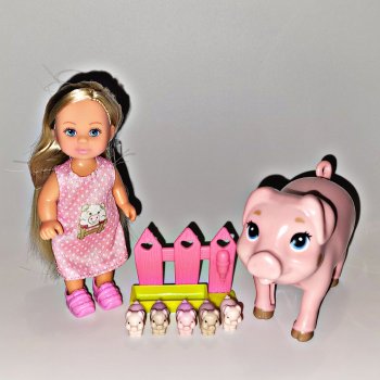 Больше, чем три поросёнка