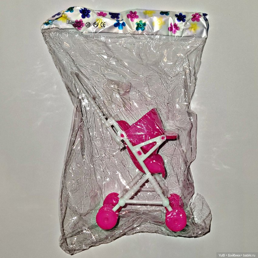 Стеллаж и "дары" из кукурузных палочек