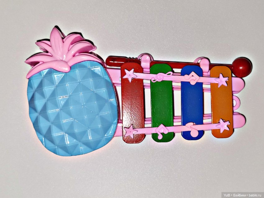 Стеллаж и "дары" из кукурузных палочек