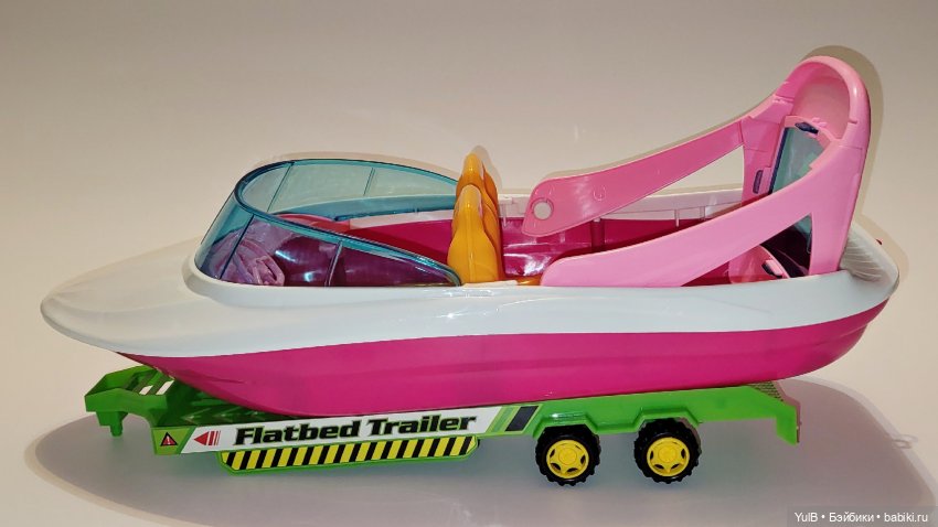 Трактор с прицепом и не только