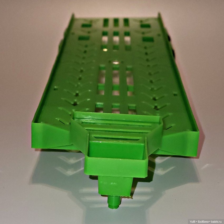 Трактор с прицепом и не только