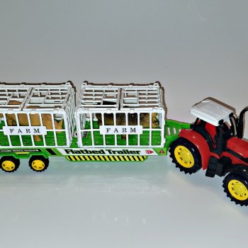 Трактор с прицепом и не только