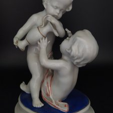 Путти с кувшином GALLUBA & HOFMANN