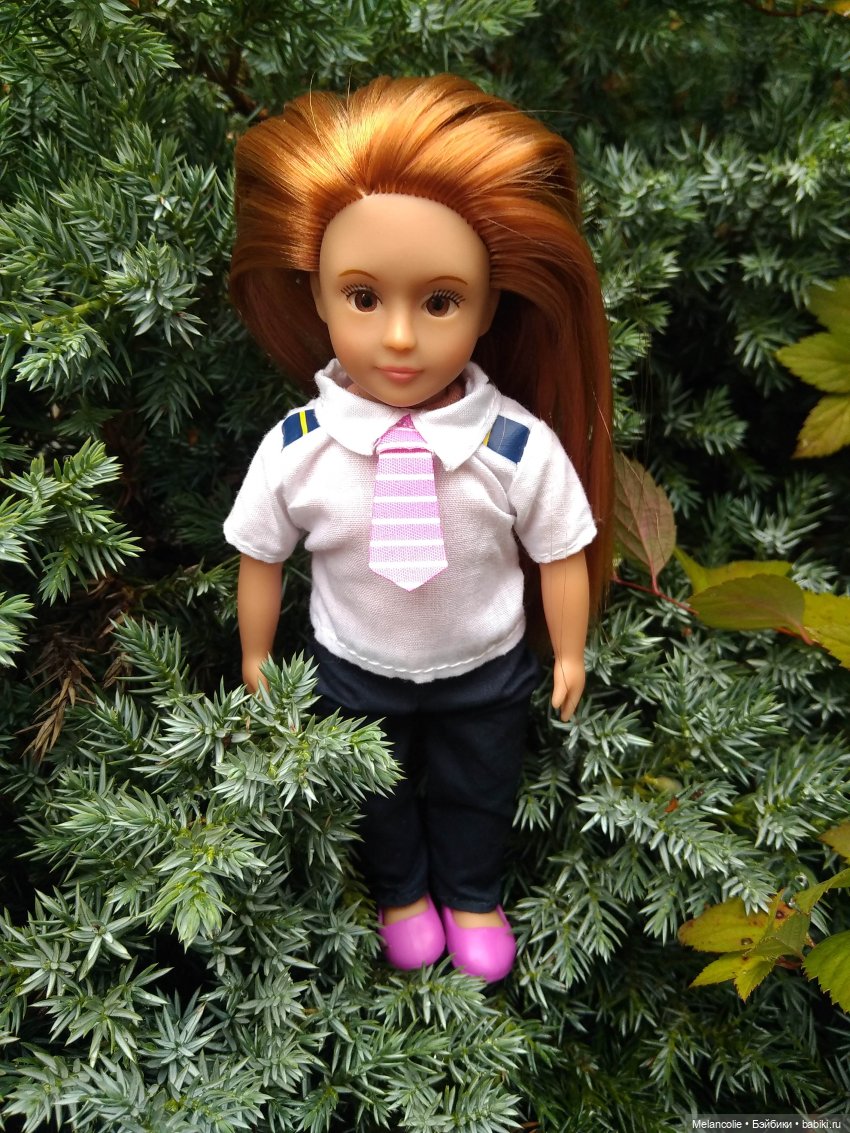 Малыши на прогулке и дома