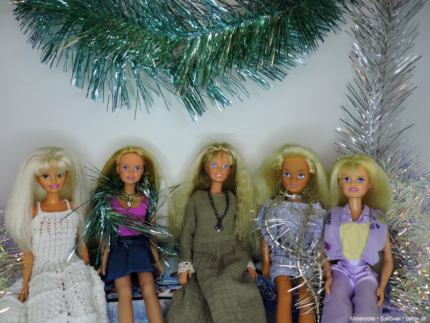 В ожидании праздника. Синди и Макси