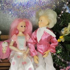 В ожидании праздника. Диалог у новогодней елки