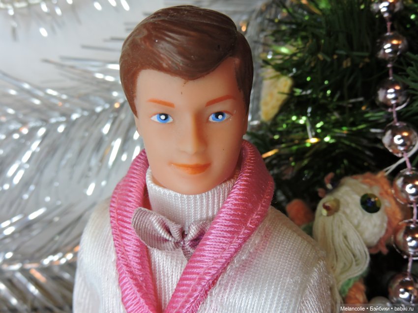 В ожидании праздника. Он и она (фото 7)