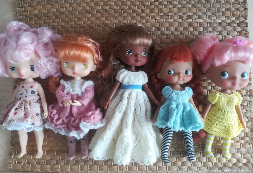 Сравнение: азиатские малышки формата Holala