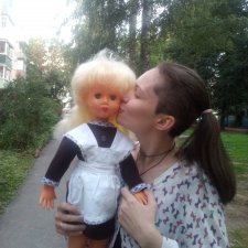 А вы гуляете с куклами?