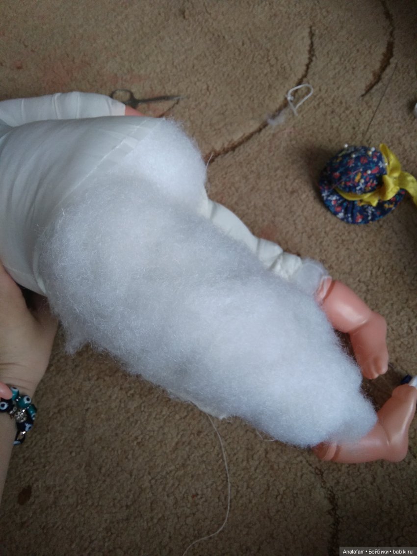 Быстротопик. Починка ножки мягконабивной кукле (фото 3)