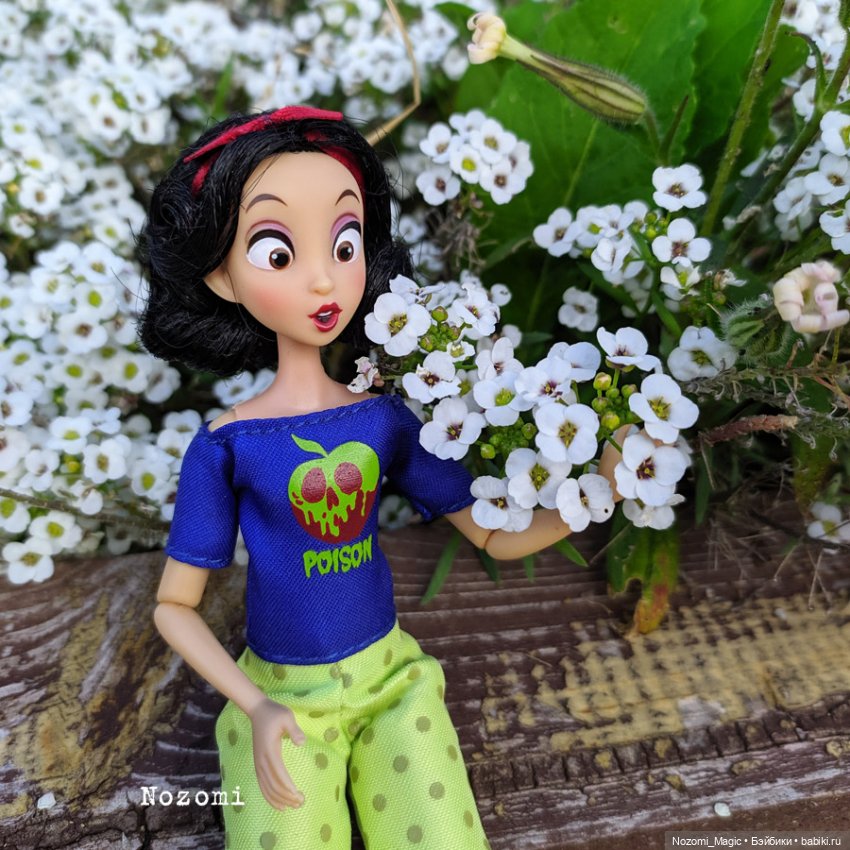 Снежка — Куклы Disney Animators и Принцессы Диснея: Disney Store (фото 5)