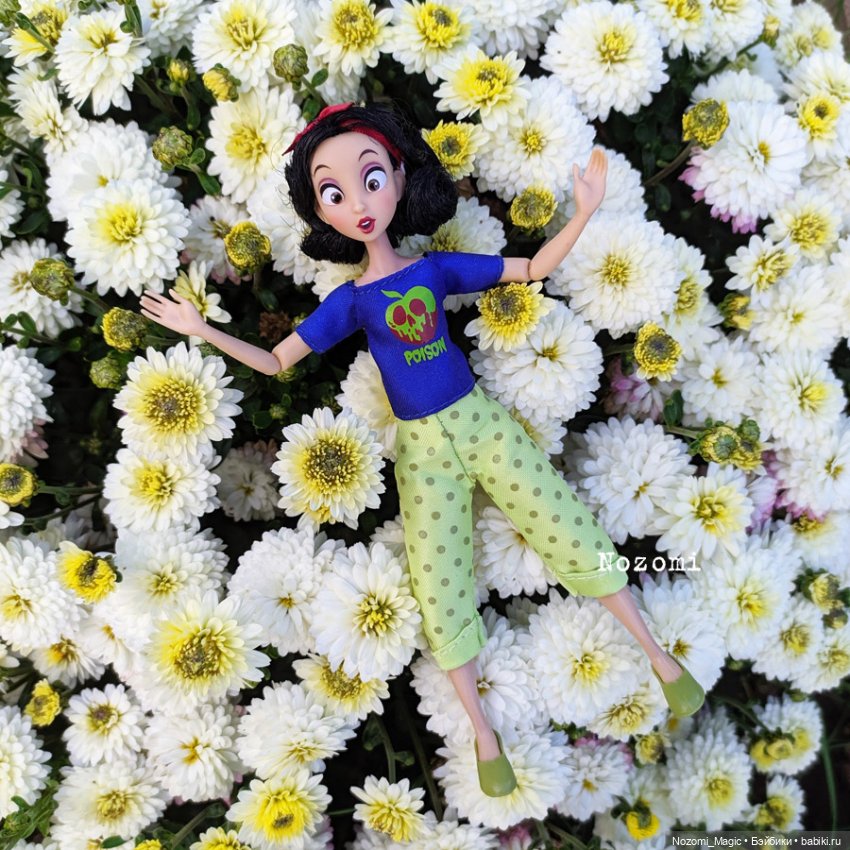 Снежка — Куклы Disney Animators и Принцессы Диснея: Disney Store (фото 3)