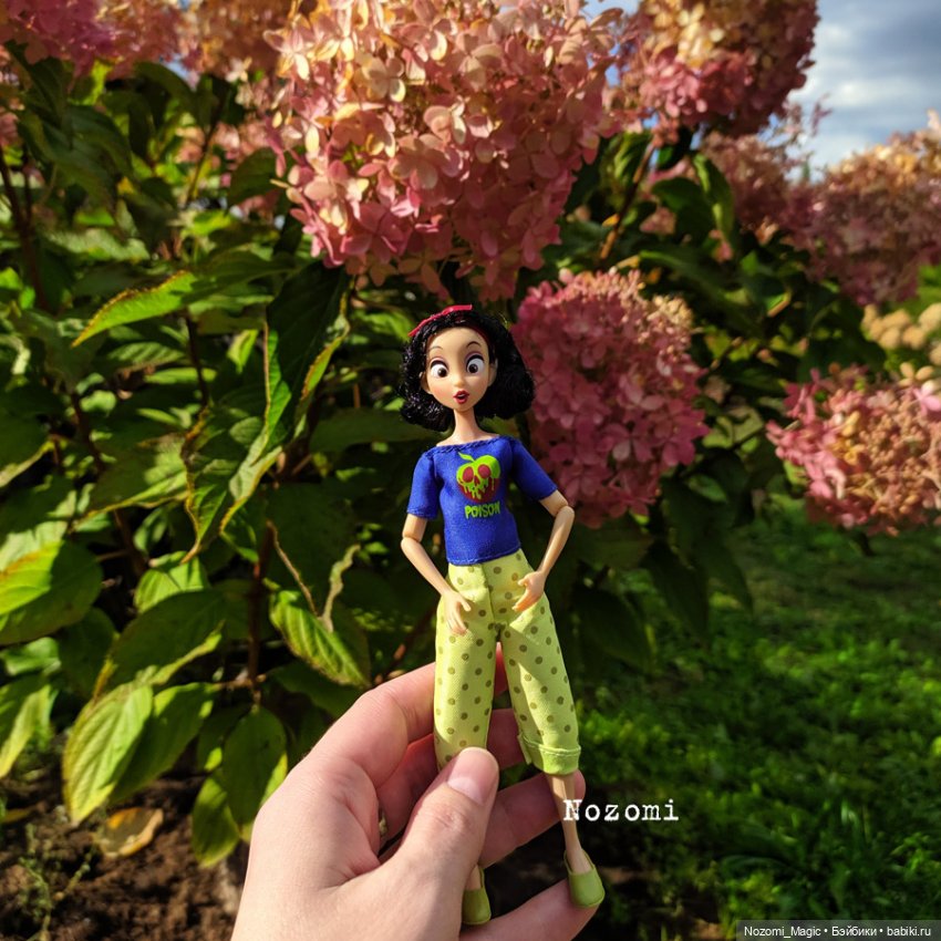 Снежка — Куклы Disney Animators и Принцессы Диснея: Disney Store (фото 6)