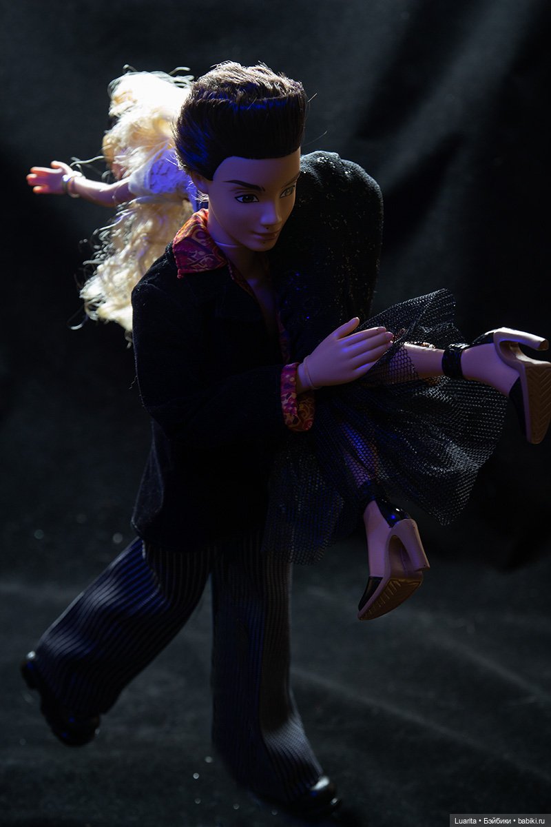 My Scene. Первый выход Ривера-мачо и Барби-скромницы