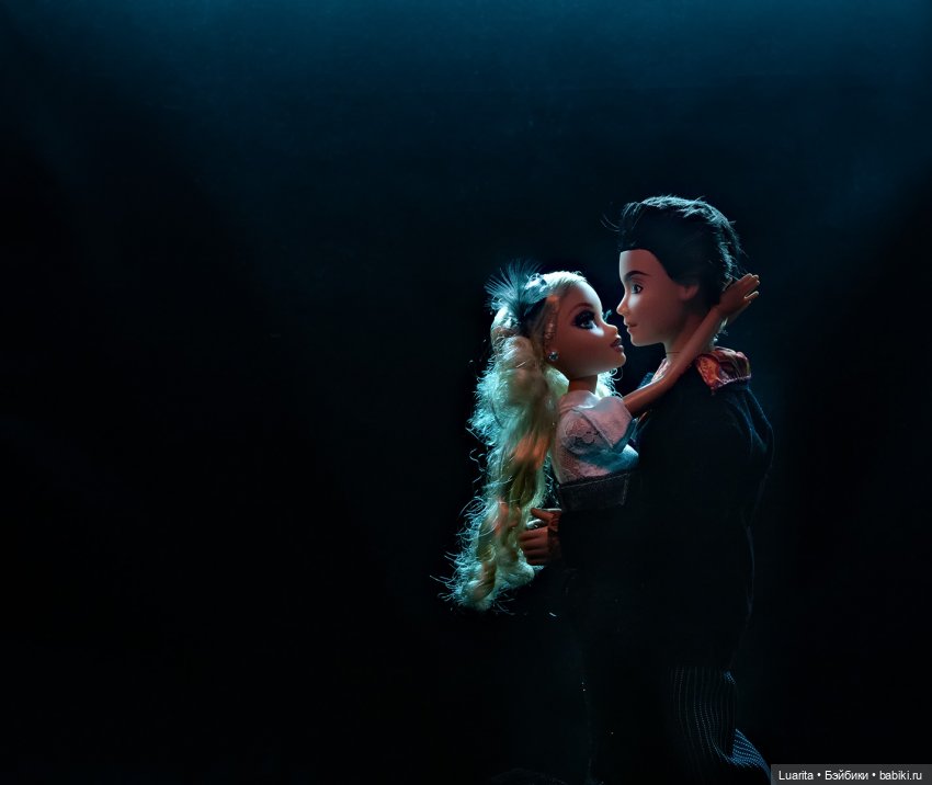 My Scene. Первый выход Ривера-мачо и Барби-скромницы (фото 5)