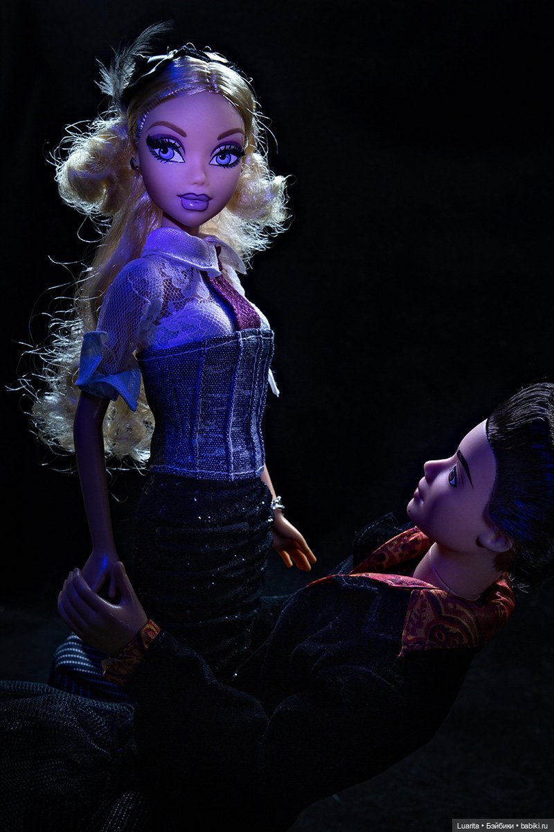 My Scene. Первый выход Ривера-мачо и Барби-скромницы