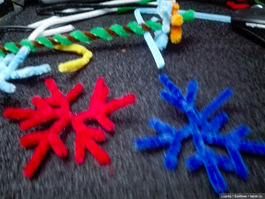 Ёлка из синельной проволоки