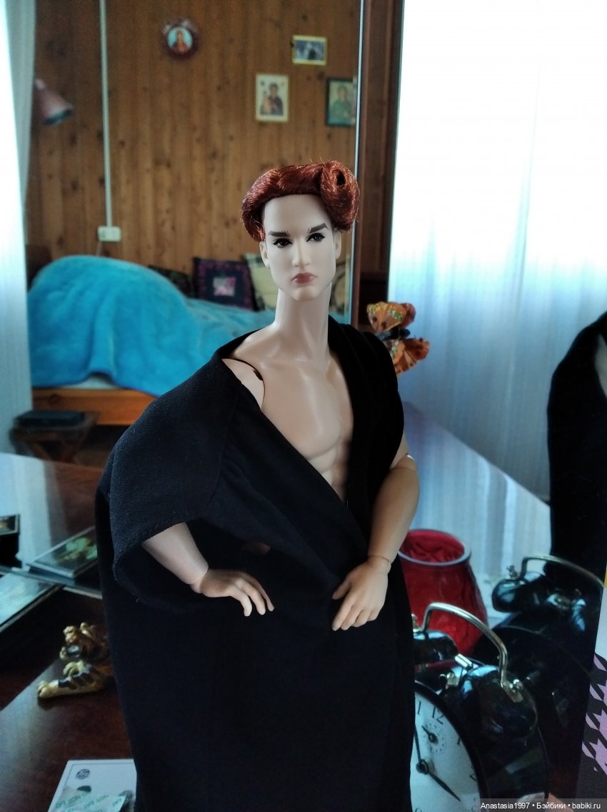 Новичок Адонис и парни фирмы IT (фото 2)