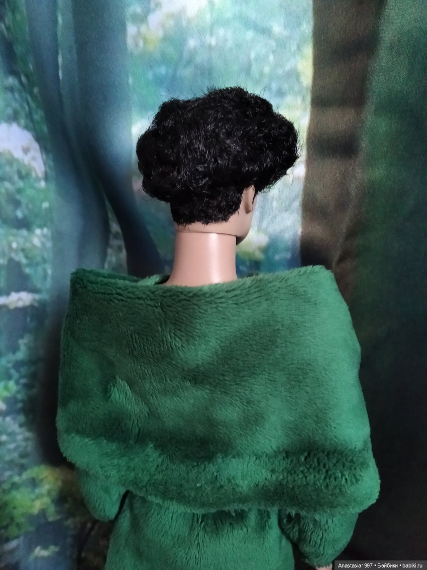 Новичок Адонис и парни фирмы IT