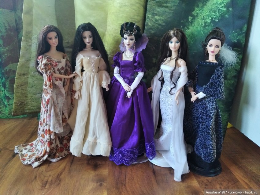 Девушки на прекрасном молде Макки