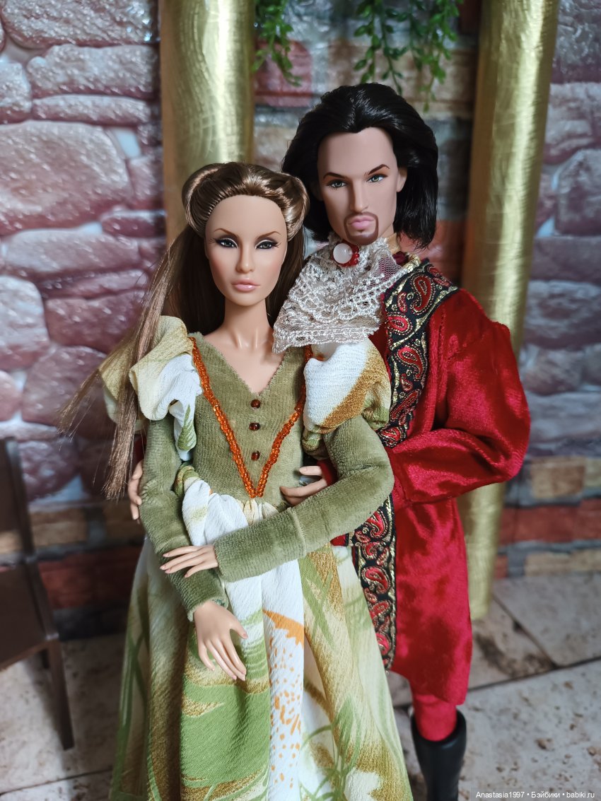 Новые и старые лица в коллекции