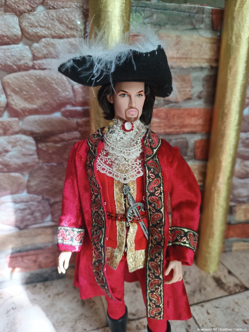 Новые и старые лица в коллекции