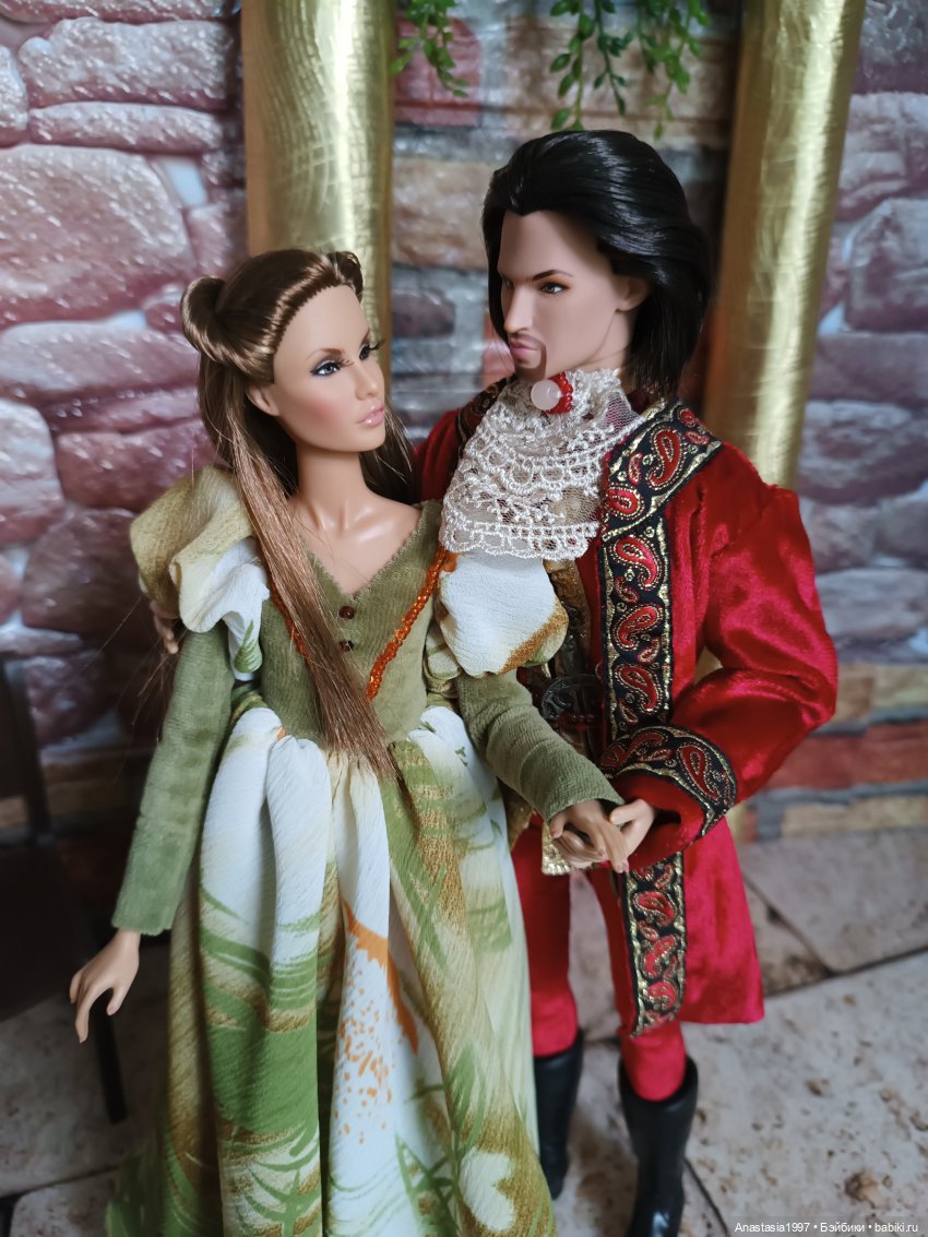 Новые и старые лица в коллекции