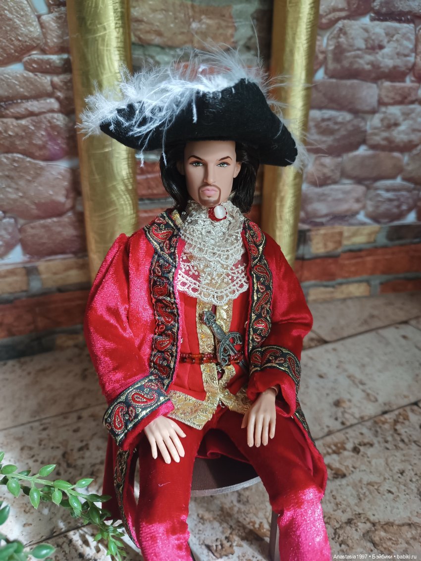 Новые и старые лица в коллекции